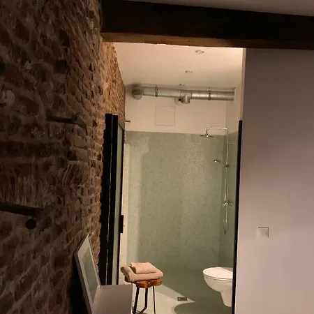 Galerie Jacqueline Storme ゲストハウス