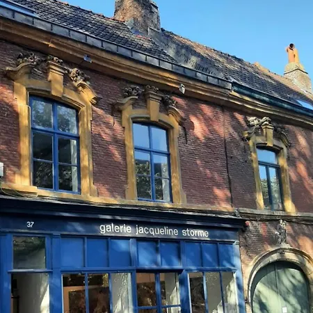Galerie Jacqueline Storme 3*