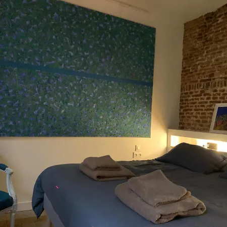 Galerie Jacqueline Storme 3*