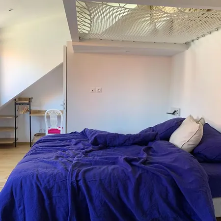 Galerie Jacqueline Storme 3*