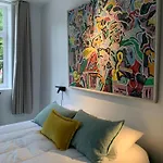 Πανσιόν Galerie Jacqueline Storme